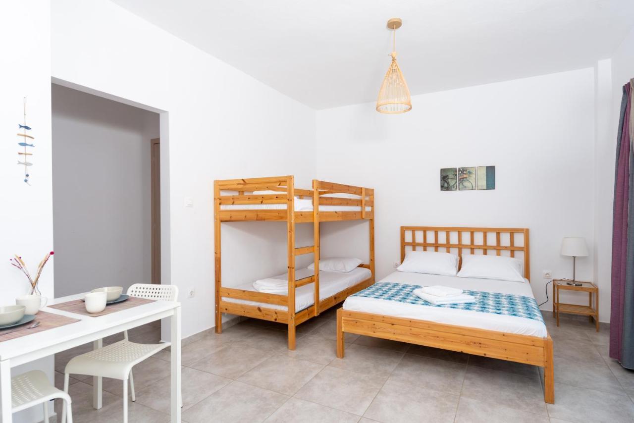 Avli Apartments Pyrgadikia Bagian luar foto